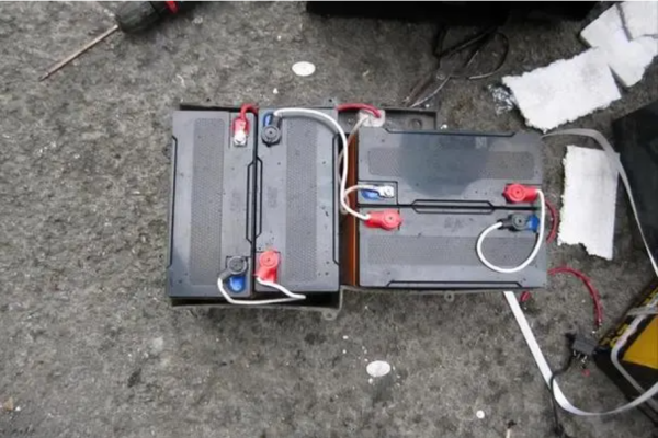 伊犁哈萨克电动车更换电瓶